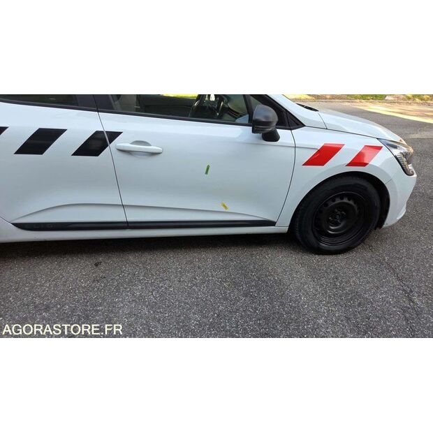 2020 Renault Clio-45842858