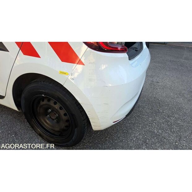 2020 Renault Clio-45842864