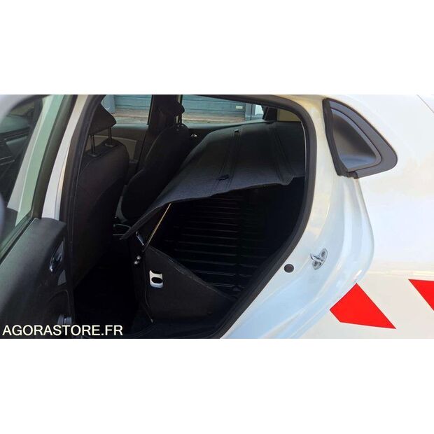 2020 Renault Clio-45842880