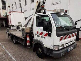 2002-nissan-cabstar-1429395-45842956