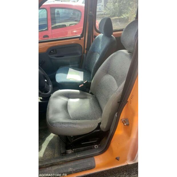 2000 Renault Kangoo-45842970