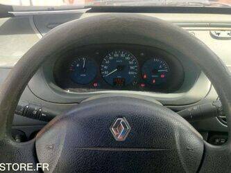 2000-renault-kangoo-1429396-45842972