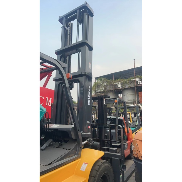 2020 Komatsu 7 Ton-45843336