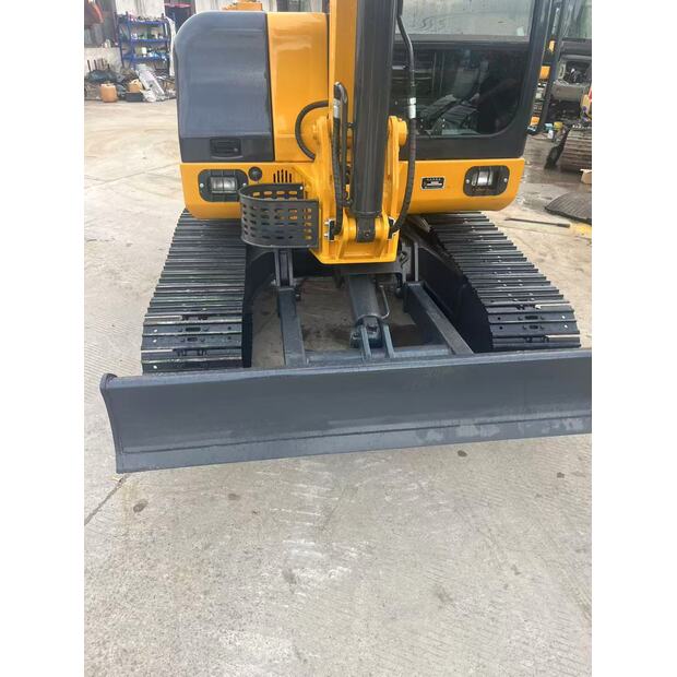 2024 اكس سي ام جي XE60DA-45843350