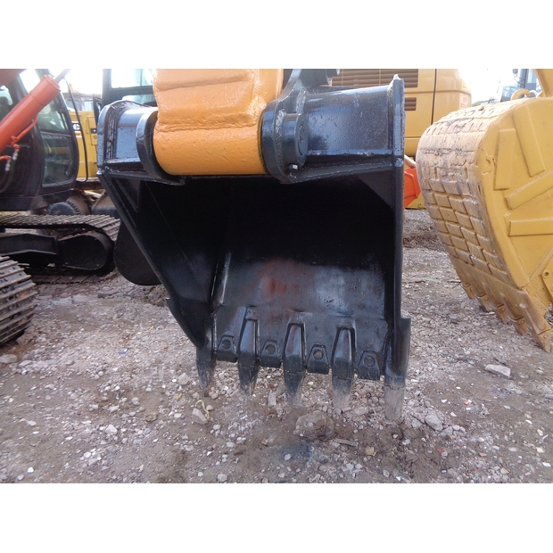 2023 Hyundai R220-9S-45843451