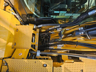 2021-caterpillar-315-1429433-45843546