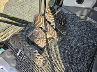 2021-caterpillar-315-1429433-45843557