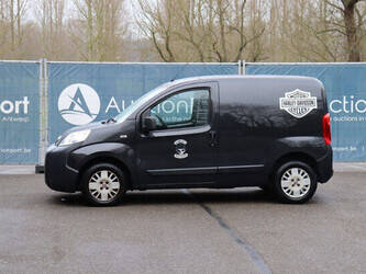 صورة ل المركبات التجارية 2013 فيات Fiorino