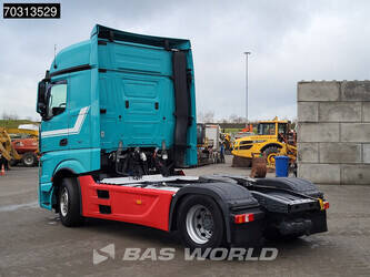 2017-mercedes-benz-actros-1845-1429499-45844901