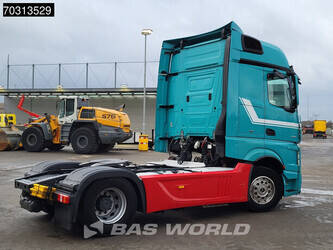 2017-mercedes-benz-actros-1845-1429499-45844909