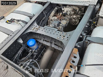 2017-mercedes-benz-actros-1845-1429499-45844917