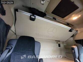 2017-mercedes-benz-actros-1845-1429499-45844924