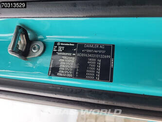 2017-mercedes-benz-actros-1845-1429499-45844934