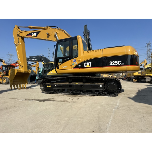 2019 Caterpillar 325C-45844964
