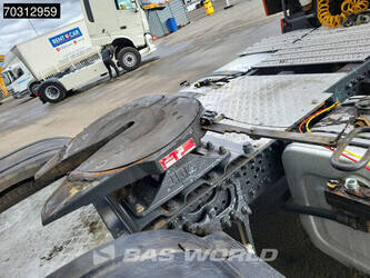 2016-mercedes-benz-actros-1843-1429504-45845065