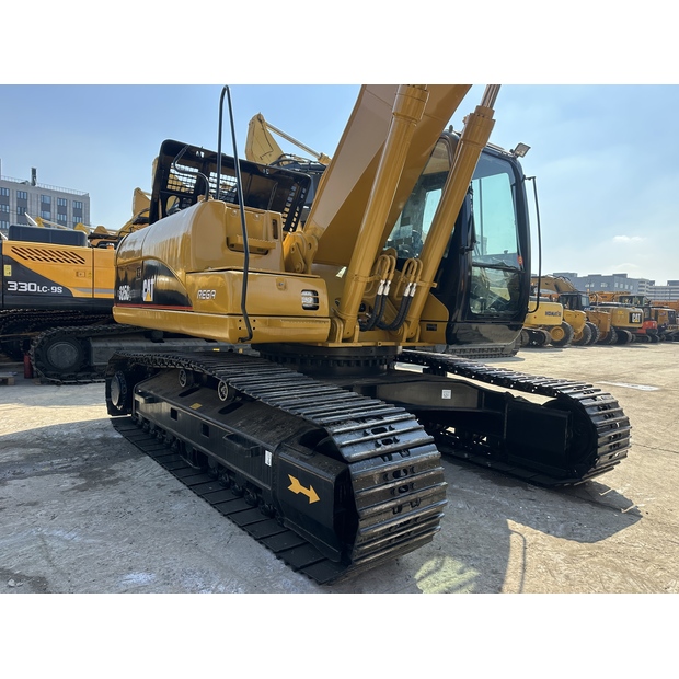 2019 Caterpillar 325C-45845129