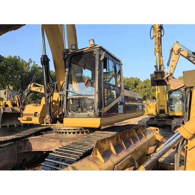 2019 Caterpillar 330B-45845135