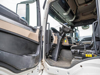 2020-man-tgs-26-470-1429601-45846181