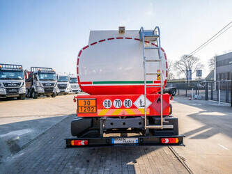 2015-renault-midlum-220-45846272