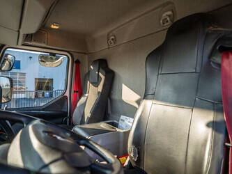 2015-renault-midlum-220-45846277