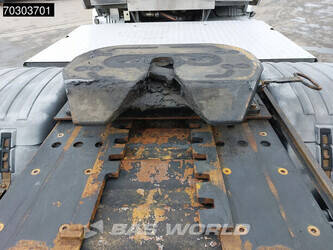 2015-scania-r580-1391639-45846305