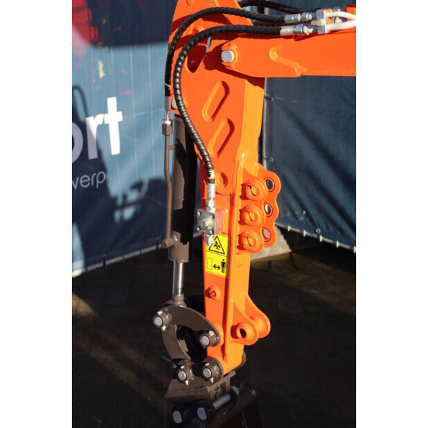 2025 KUBOTA U105-P-45846377