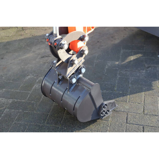 2025 KUBOTA U105-P-45846379