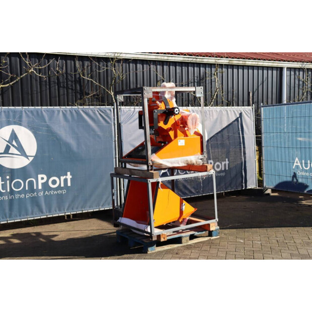 2025 Agri Implement W.FC/100-45846550