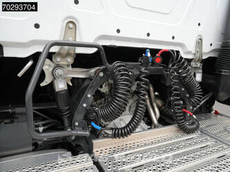 2025-mercedes-benz-actros-1848-1424774-45846602