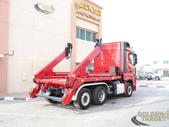 2016-mercedes-benz-actros-2548-1429656-45851304