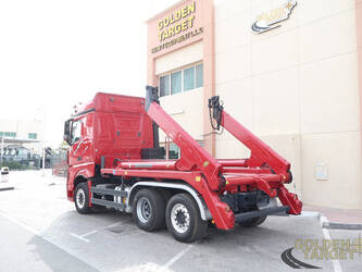 2016-mercedes-benz-actros-2548-1429656-45851307