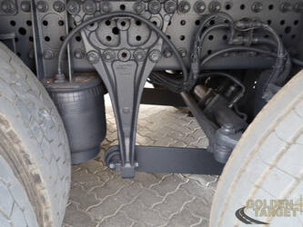 2016-mercedes-benz-actros-2548-1429656-45851312