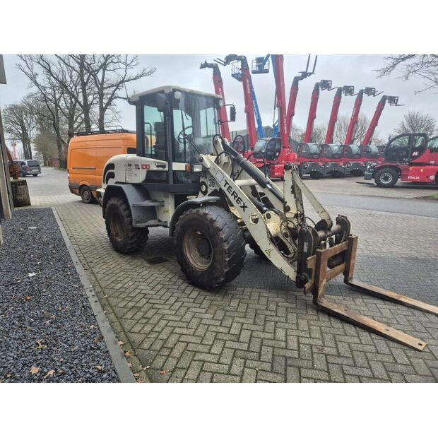 2007 تيريكس-45851835