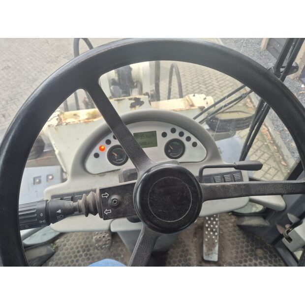 2007 تيريكس-45851842