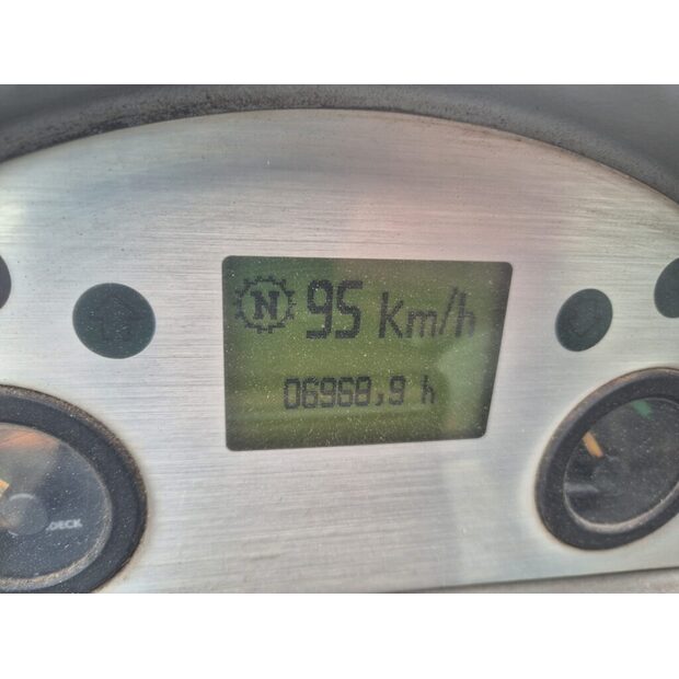 2007 تيريكس-45851843