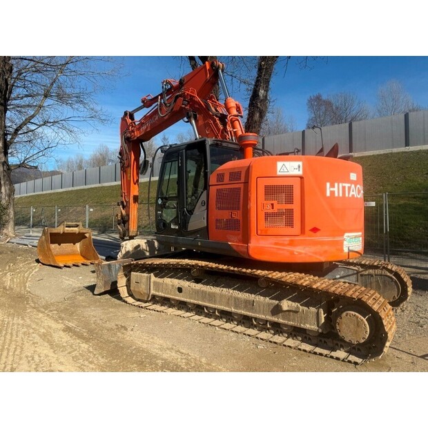 2014 Hitachi ZX225USRLC-5B-45854676