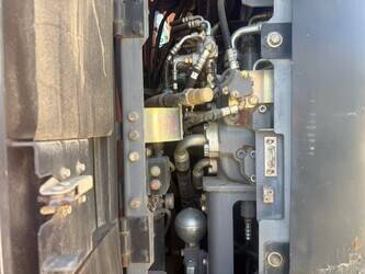 2014-hitachi-zx225usrlc-5b-1429664-45854683