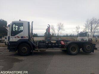 2014-iveco-260sy33-1429261-45861117