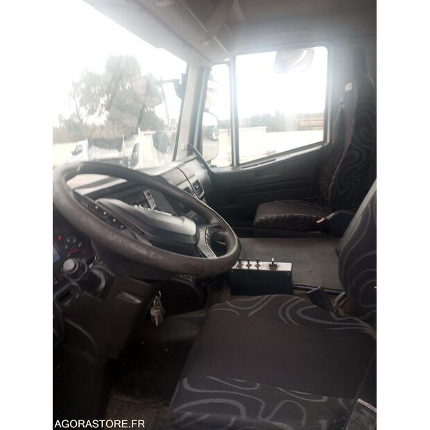 2014 Iveco 260SY33-45861122