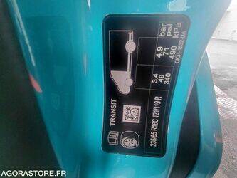 2013-renault-master-1429318-45861291