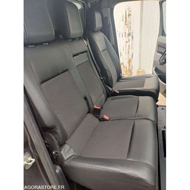 2017 Peugeot Expert-45861301