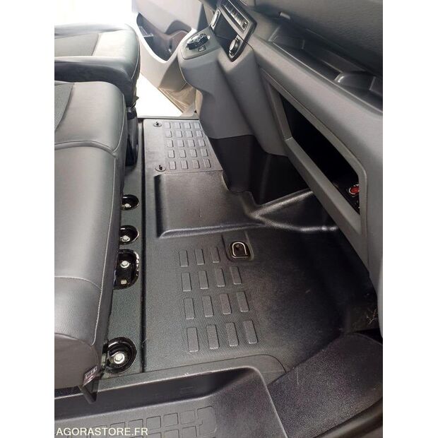 2017 Peugeot Expert-45861307