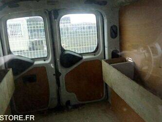 2010-citroen-jumpy-1429327-45861328