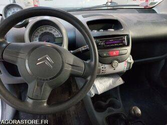 2011-citroen-c1-1429372-45861478