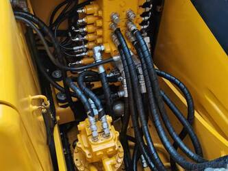 2021-crawler-excavator-pc130-7-45861730