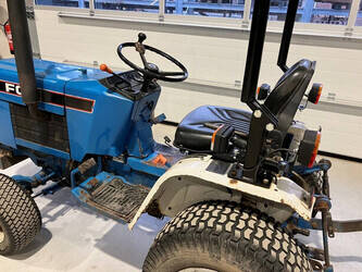 ford-1220-1429710-45861835