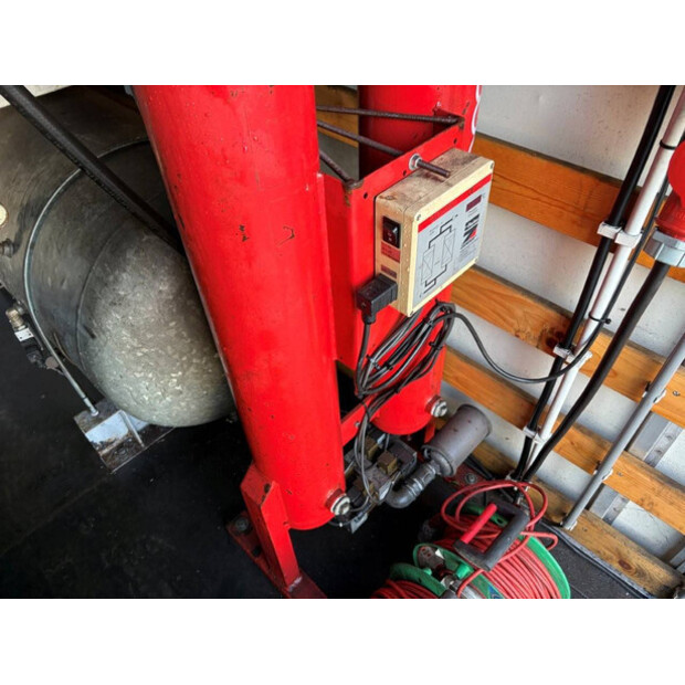 2016 BCW D22-45861991