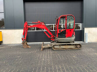 2017-jcb-8025-1429719-45861994