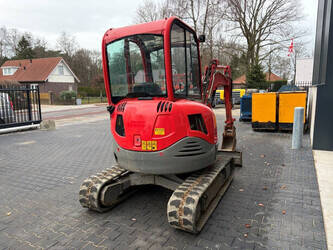 2017-jcb-8025-1429719-45861997