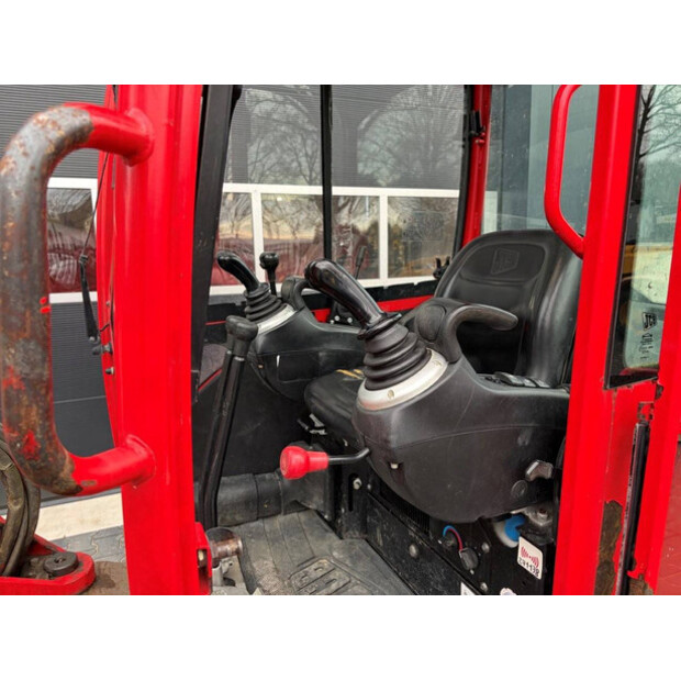 2017 جيه سي بي 8025-45862004